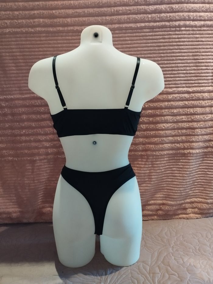 Ensemble sous vêtements noir dentelle - photo numéro 2