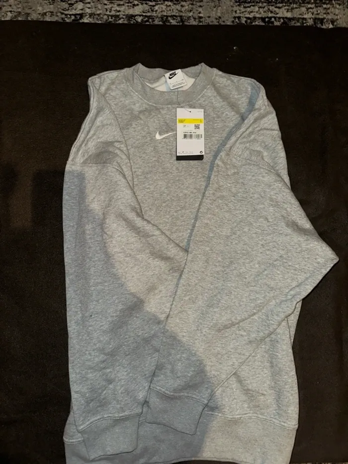Sweat Nike overdose neuve. - photo numéro 4