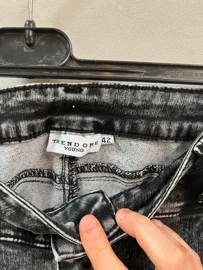 Jeans noir - photo numéro 2