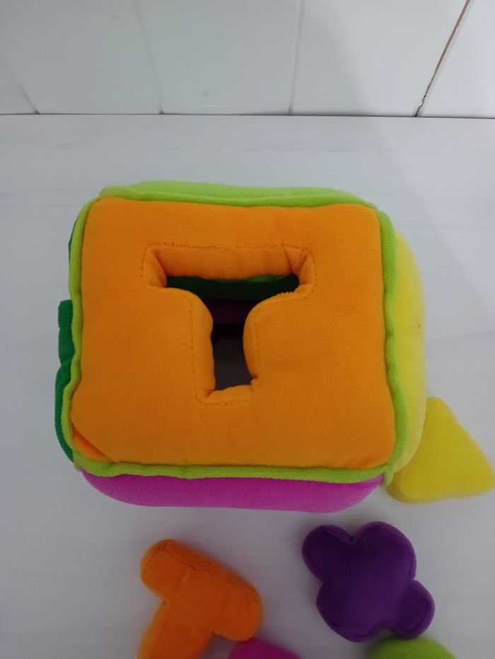Cube  d'éveil en peluche - photo numéro 9