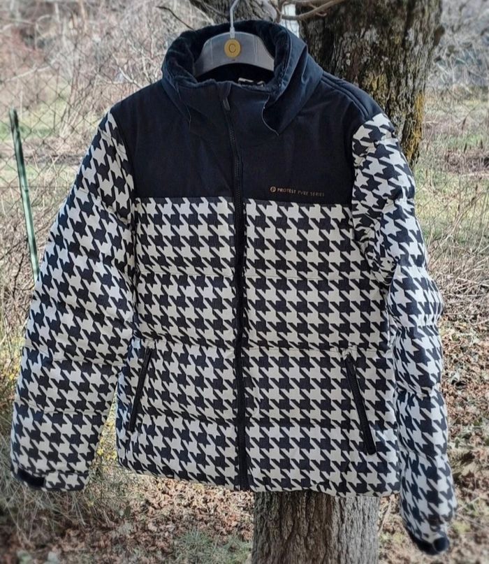 Doudoune / anorak PROTEST NEUVE en 42