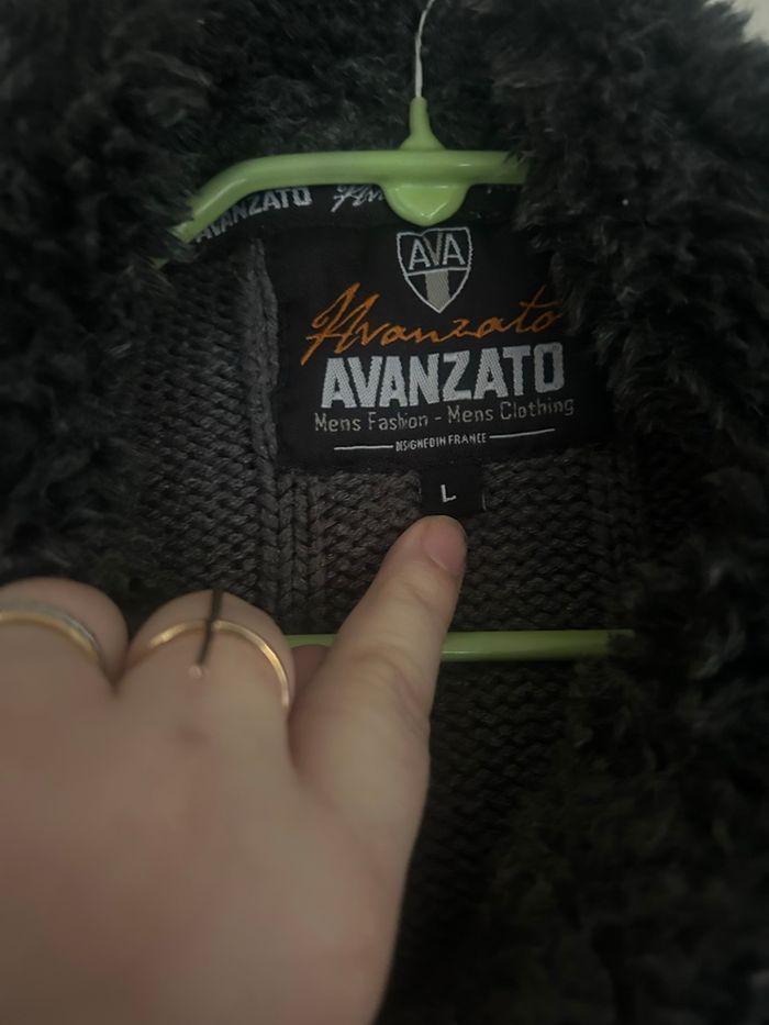 Pull / Gilet épais à capuche à boutons très bon état pour homme taille L couleur gris - photo numéro 9