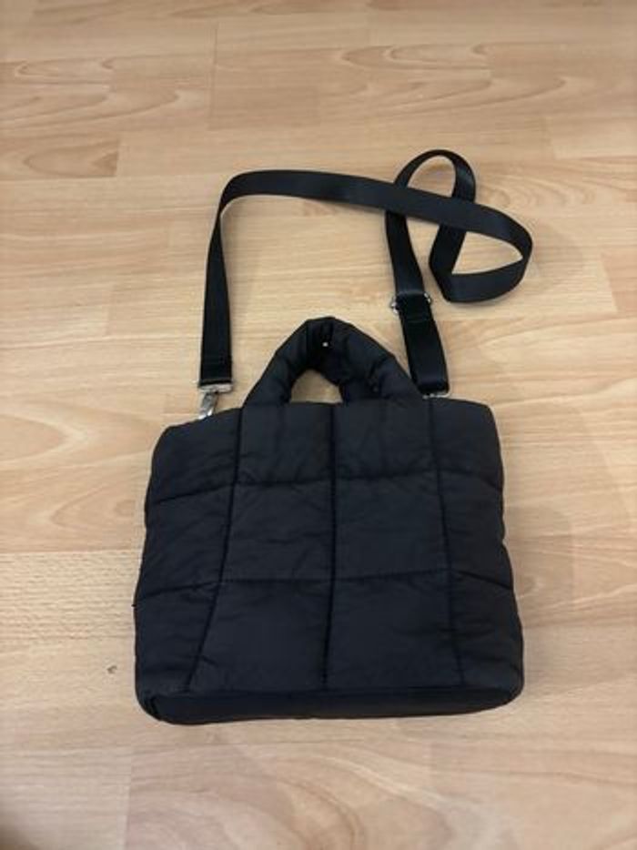 Sac noir bandoulière pull&bear - photo numéro 2