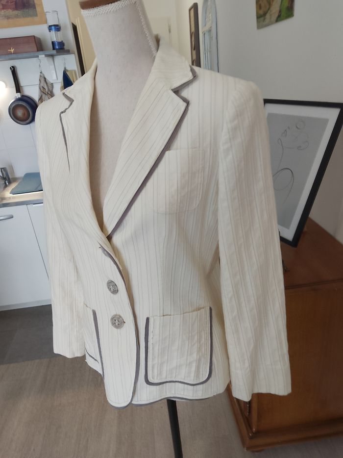 Veste blazer court beige clair femme '' Alain Manoukian'' - photo numéro 3