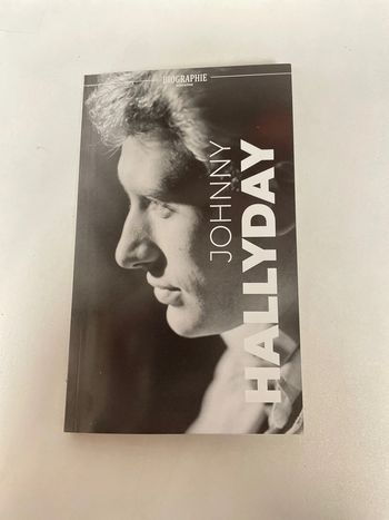 Biographie Johnny Hallyday