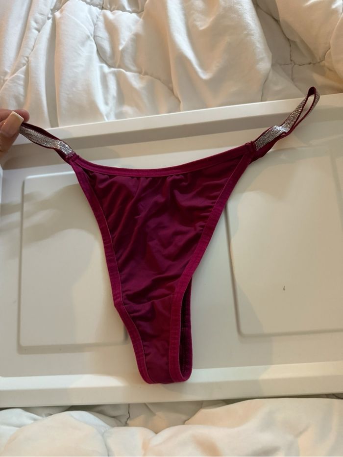 string rouge