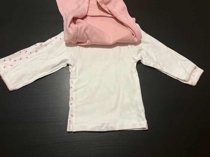 Lot de 3 maillots « fleurs » Manches longues Mots d’enfants Taille 12 mois. - photo numéro 2