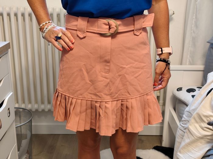 Jupe suédine rose stradivarius 38