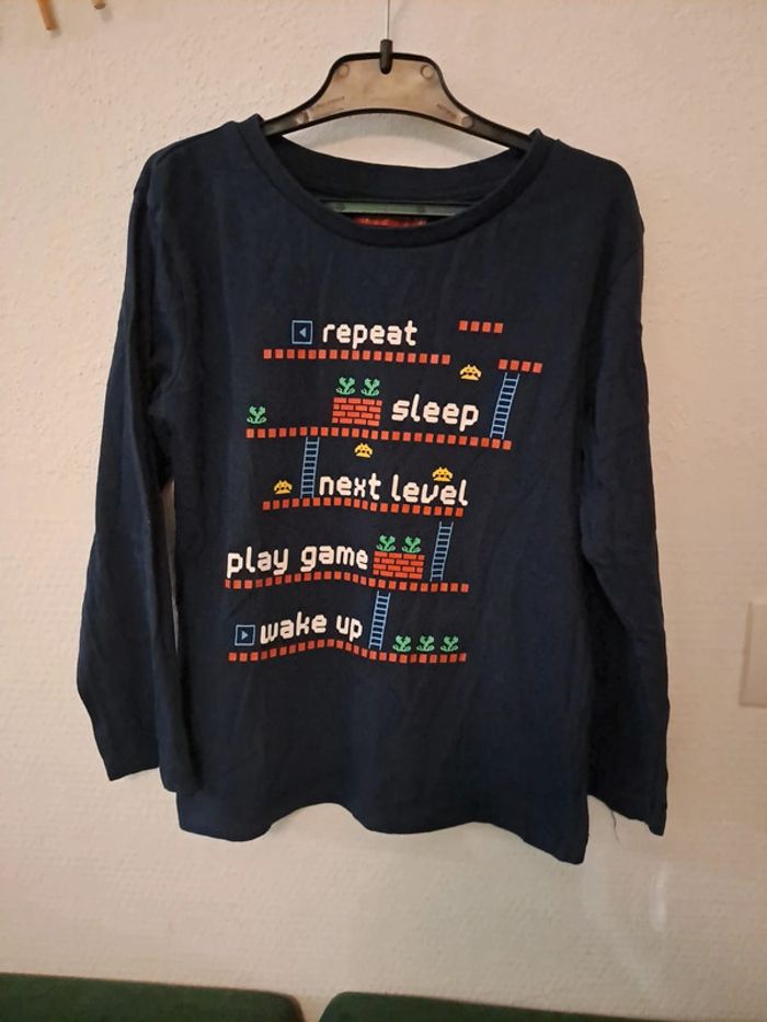 Tee-shirt manches longues style Mario bros jeu vidéo 8 ans tissaia bleu marine