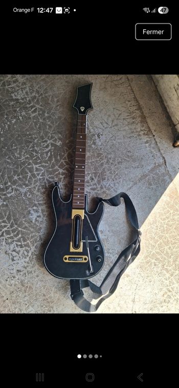 Guitare pour console