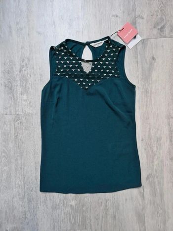 Top Naf Naf XS vert avec cœurs dorés neuf avec étiquette