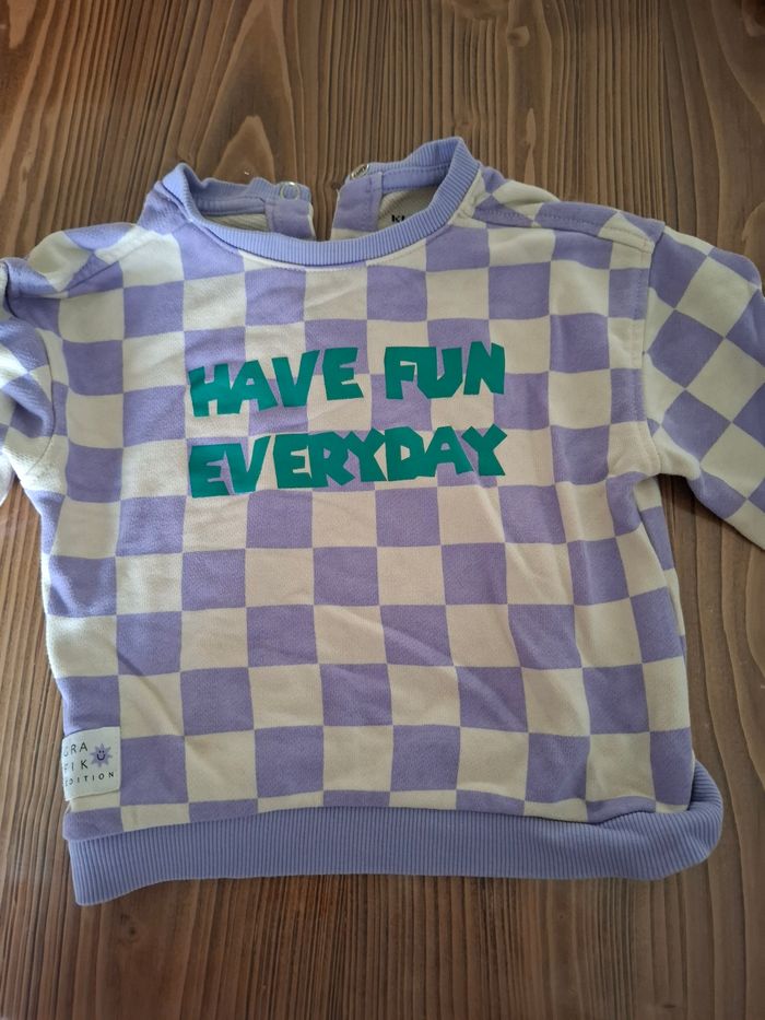 Lot de 3 sweats 18 mois kiabi - photo numéro 3