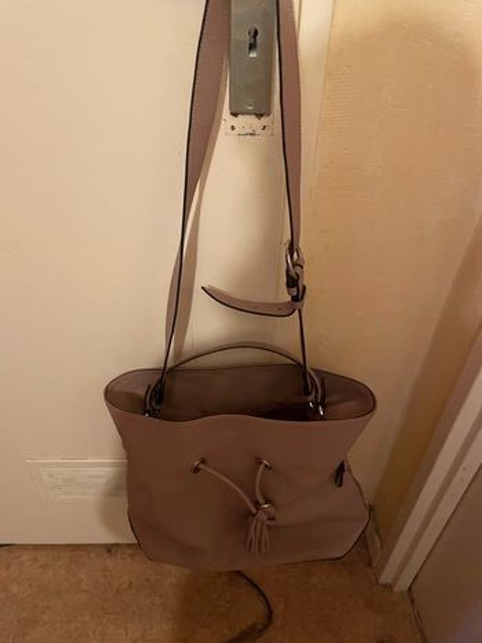 Je vends un sac lancel - photo numéro 2