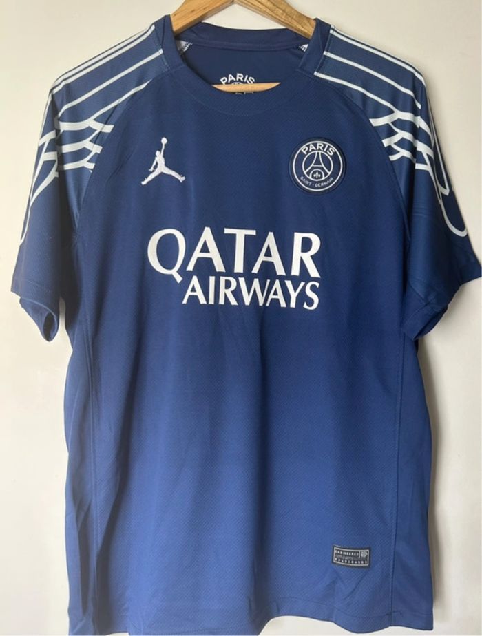 Maillot PSG Jordan 2023/2024 – Kvaratskhelia #7