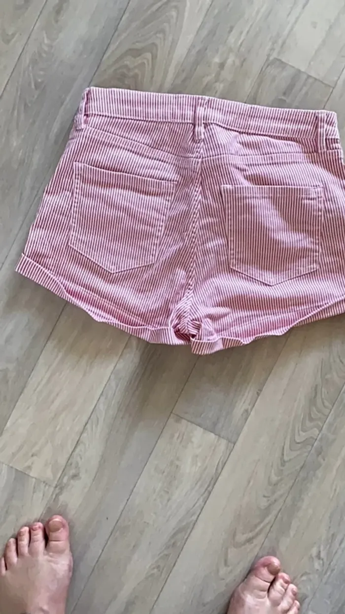 Short H&M talle 38 - photo numéro 10
