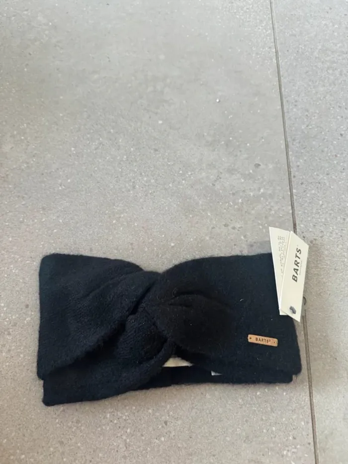 Bandeau noir Barts, neuf, valeur 25€