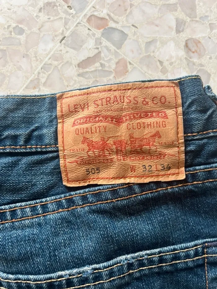 Jean Lévis w32 L34 - ourlet : longueur de jambe 70cm - photo numéro 3