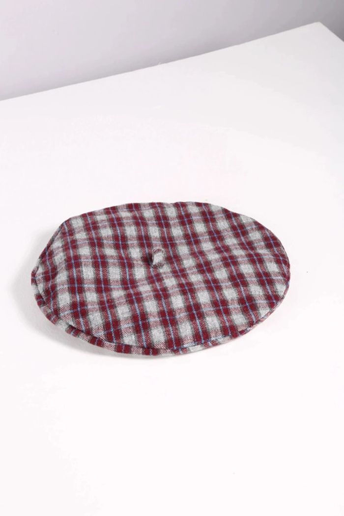 Superbe béret en laine motif carreaux (#240388)
