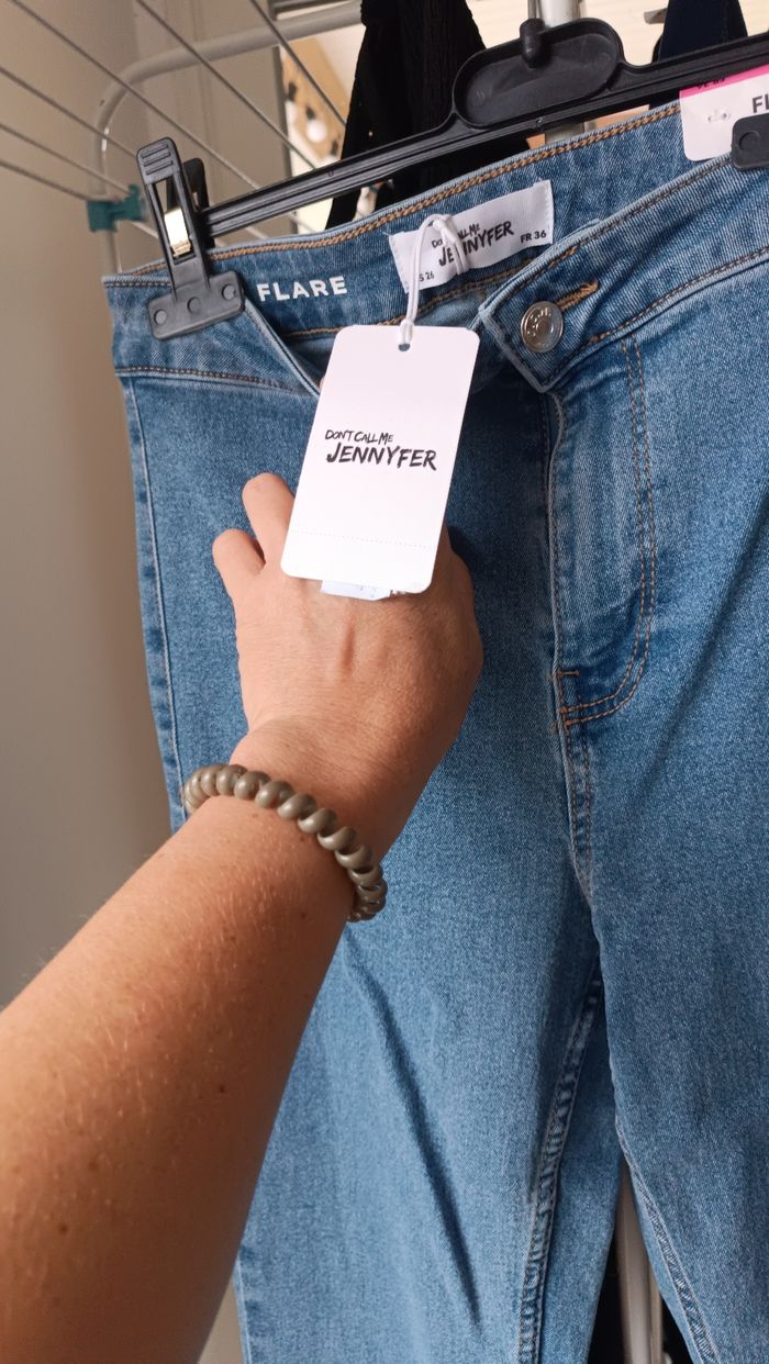 Jeans t.36 - photo numéro 2