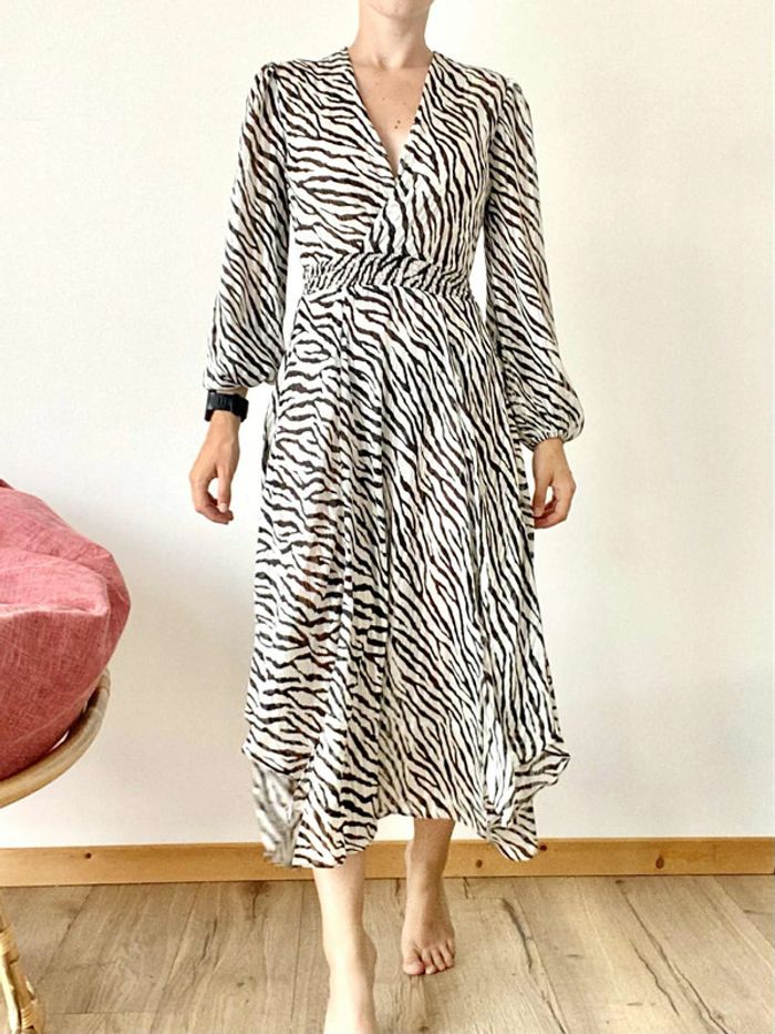 Robe Maje - photo numéro 2