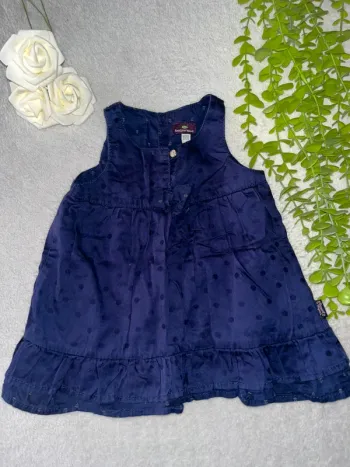 Très belle robe sans manche pour bébé fille