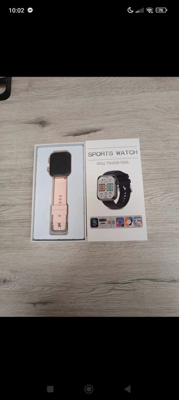 Montre smart watch sport watch neuf jamais utilisé 

Idéal pour le sport , les appels etc