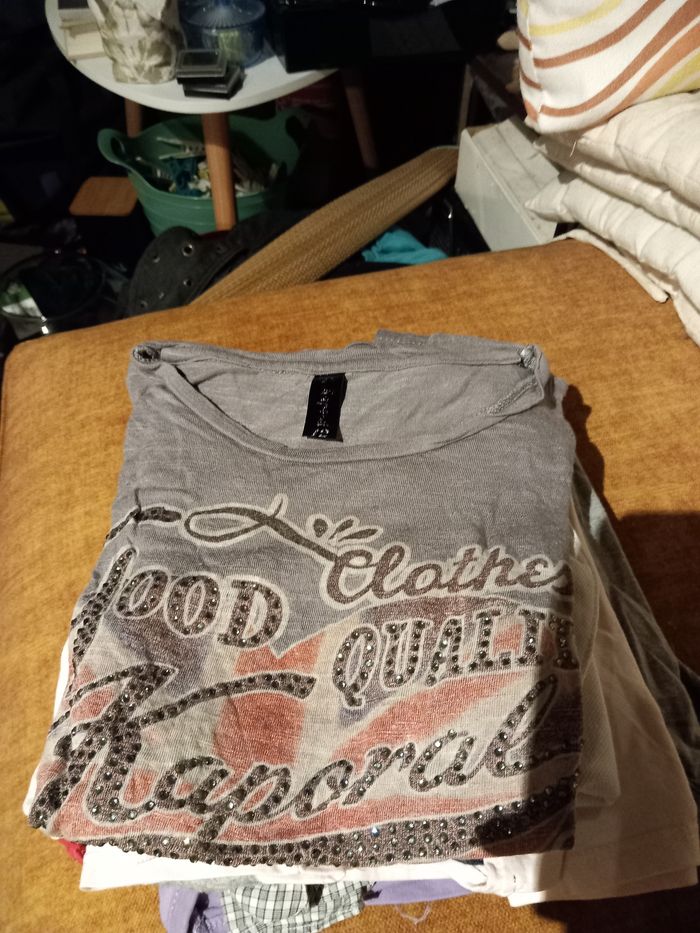 Lot 10 t-shirts (12 ans) - photo numéro 2