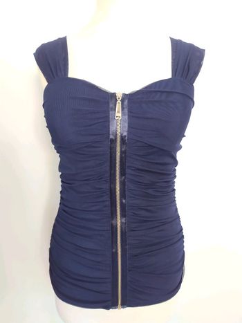 Top bleu marine froncé