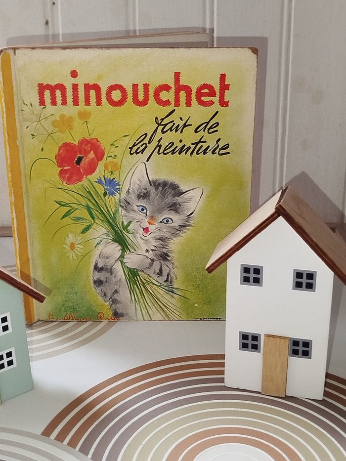 📚 Vintage Hachette Les albums Roses Minouchet fait de la peinture 🫟