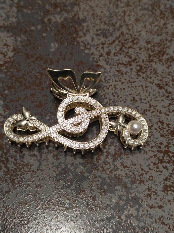 Pince à cheveux - photo numéro 4