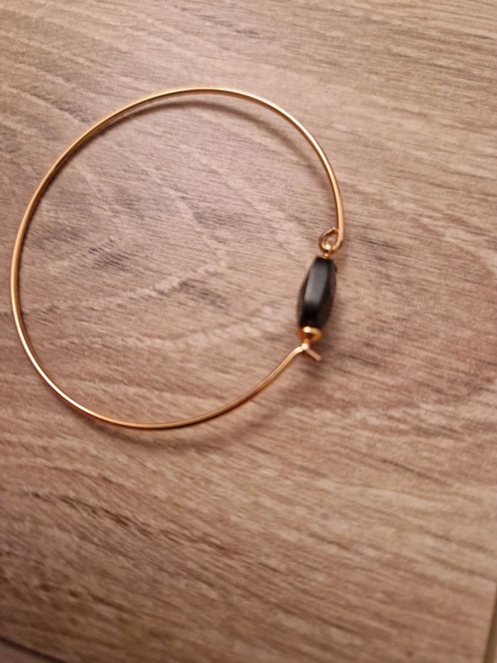 Bague fantaisie dorée + bracelet fin, neufs - photo numéro 3