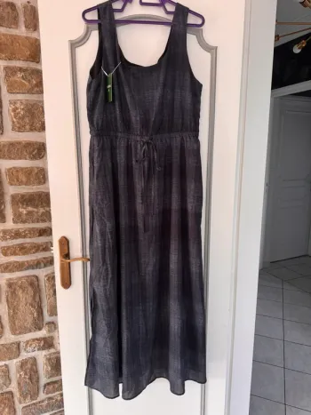 Robe halara neuve