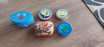 Petites boîtes métal