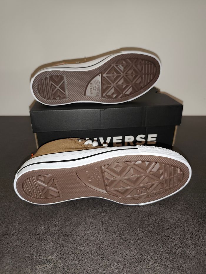 Converse neuve taille 37 - photo numéro 7