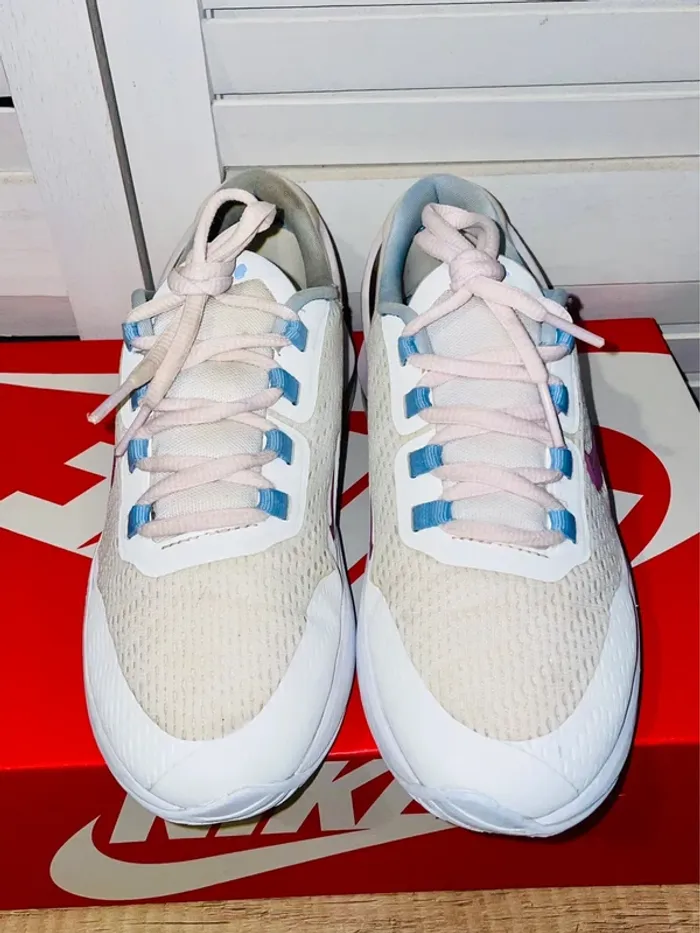 Basket Nike air Max 270 go cosmic t36 1/2 - photo numéro 3