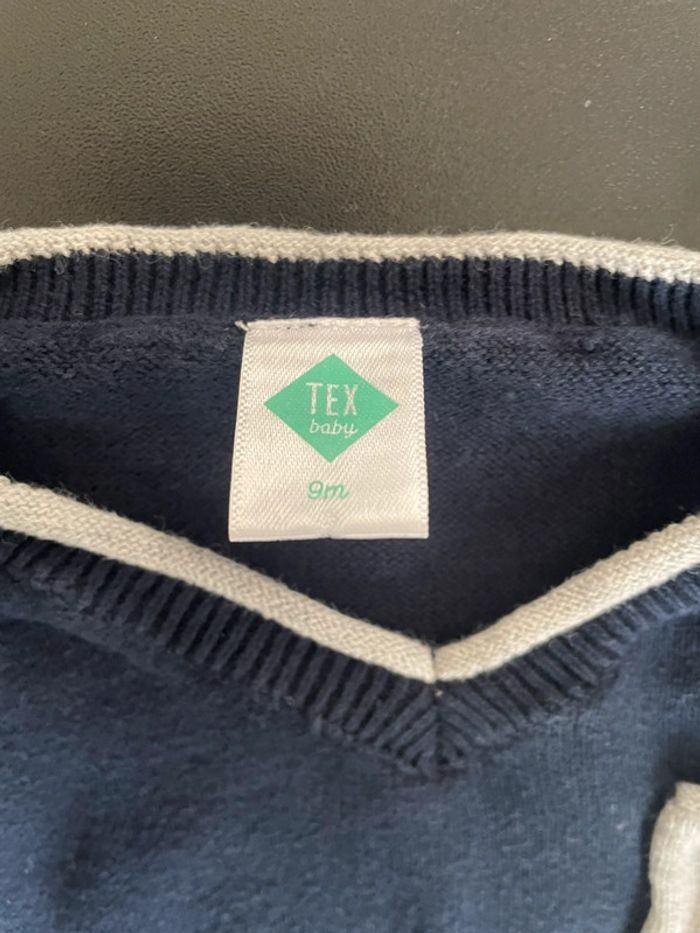 Pull col V - Tex - 9 mois - photo numéro 3