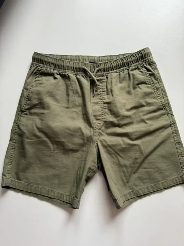Short kaki H&M