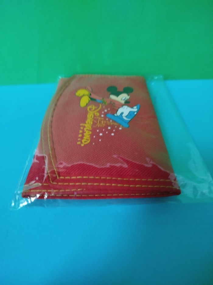 Porte monnaie Mickey - Disneyland Paris - photo numéro 4