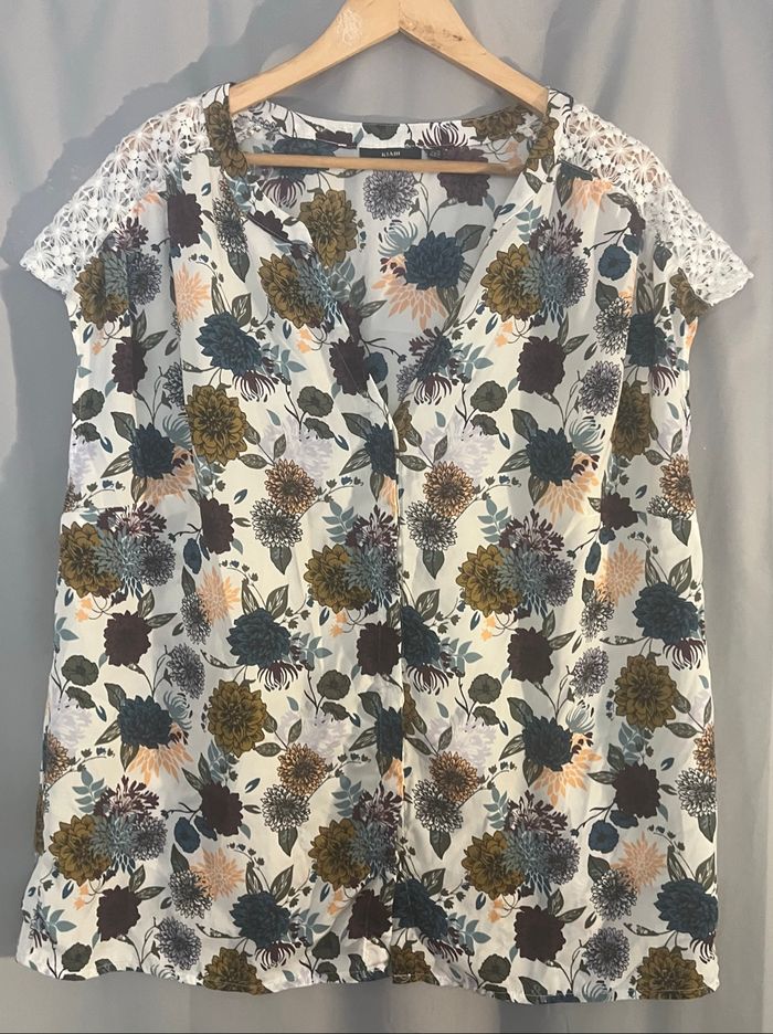 Blouse kiabi à fleur - photo numéro 2