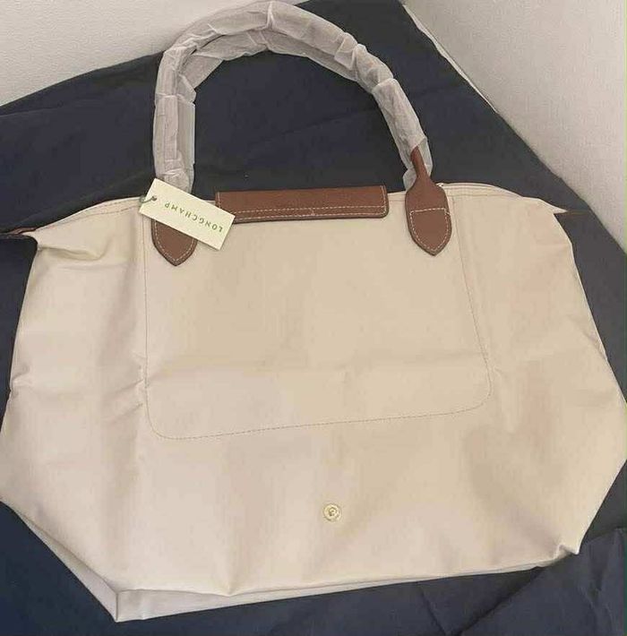 💖 jolie sac fourre-tout Longchamp beige neuf taille L 💖 - photo numéro 4