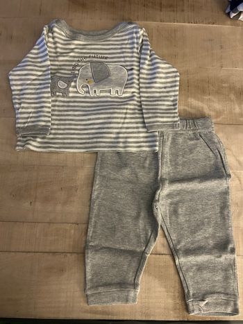 Ensemble jogging blanc et gris 