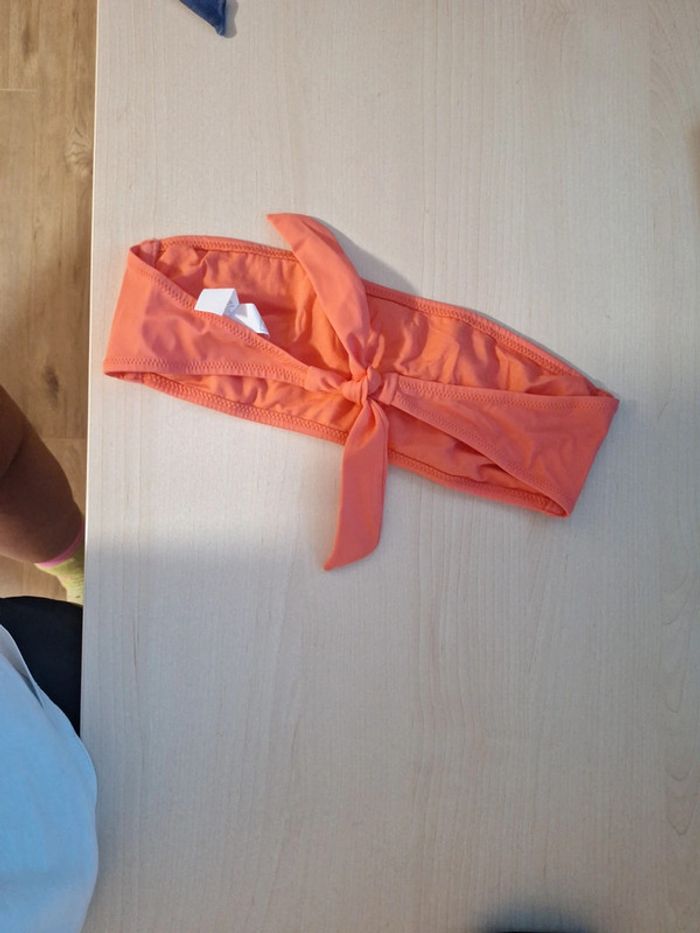 Haut de maillot de bain sans bretelles - photo numéro 6