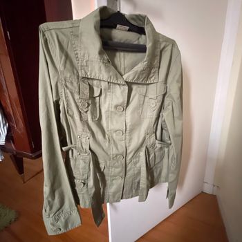 Veste kakie