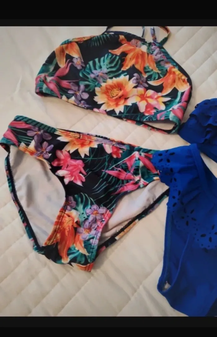 Lot maillot de bain 6/7 ans Fille 2p - photo numéro 7