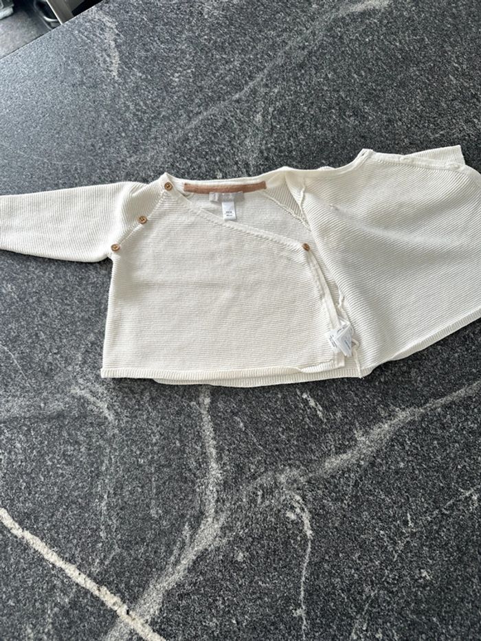 Ensemble Obaibi taille 6 mois tres bon état - photo numéro 4