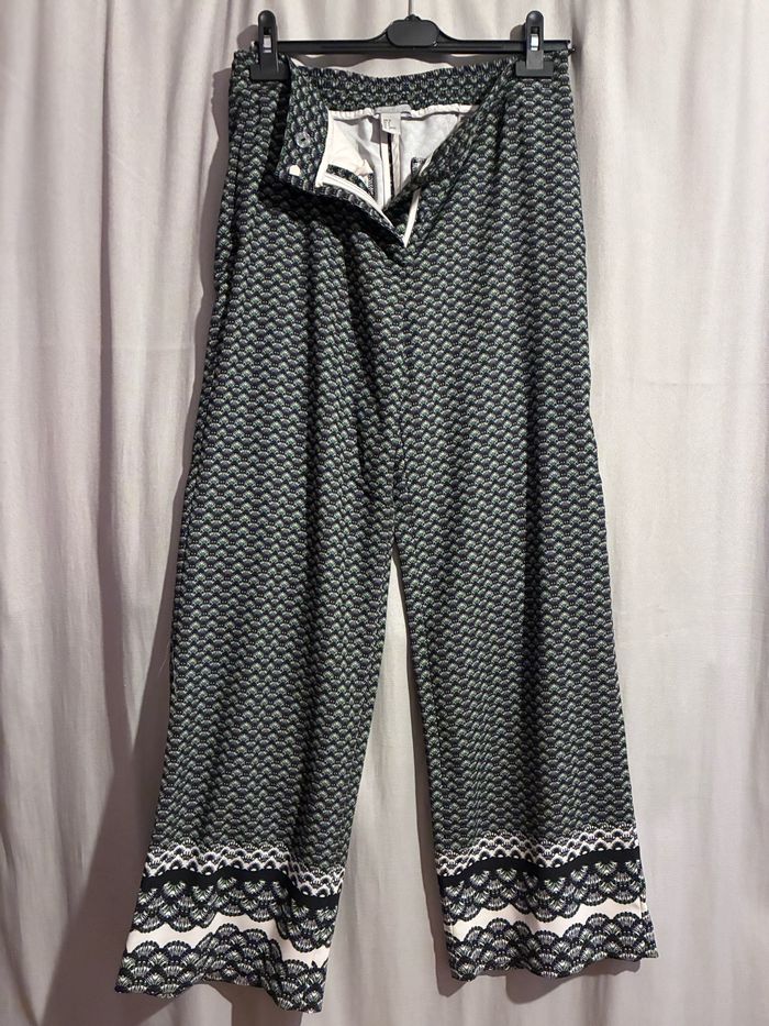 Pantalon fluide à motifs