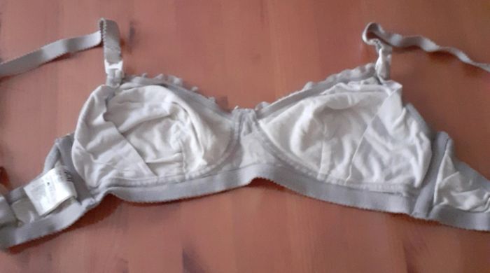 Soutien-gorge d'allaitement 80C - photo numéro 2