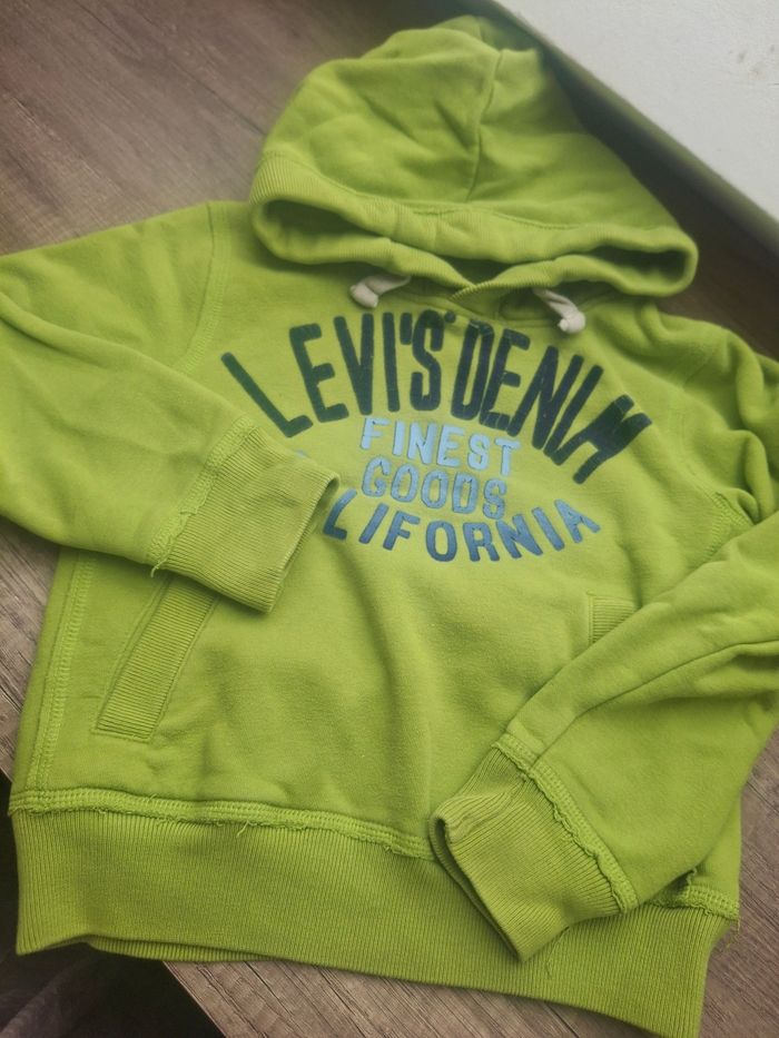 Sweat Levis