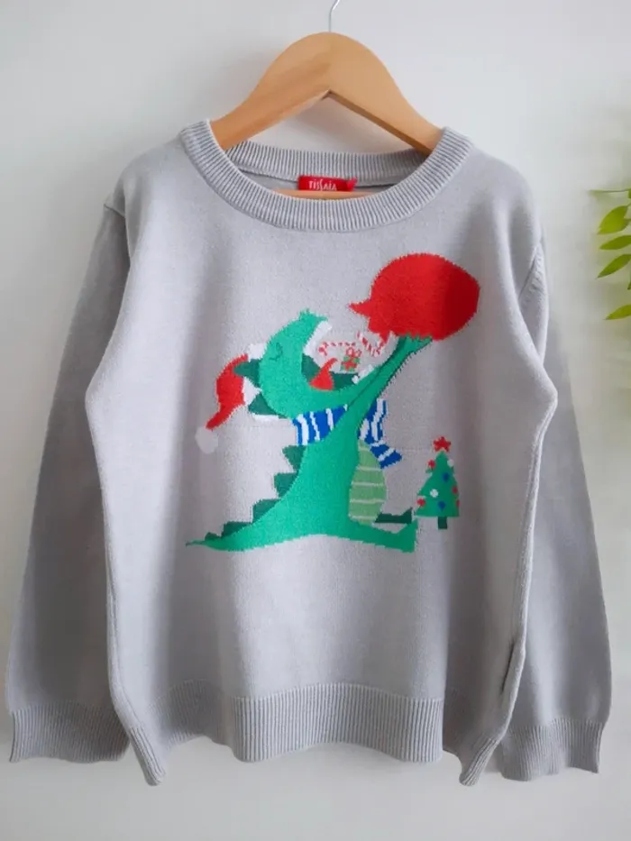 Pull de Noël / Taille 6 ans - photo numéro 4