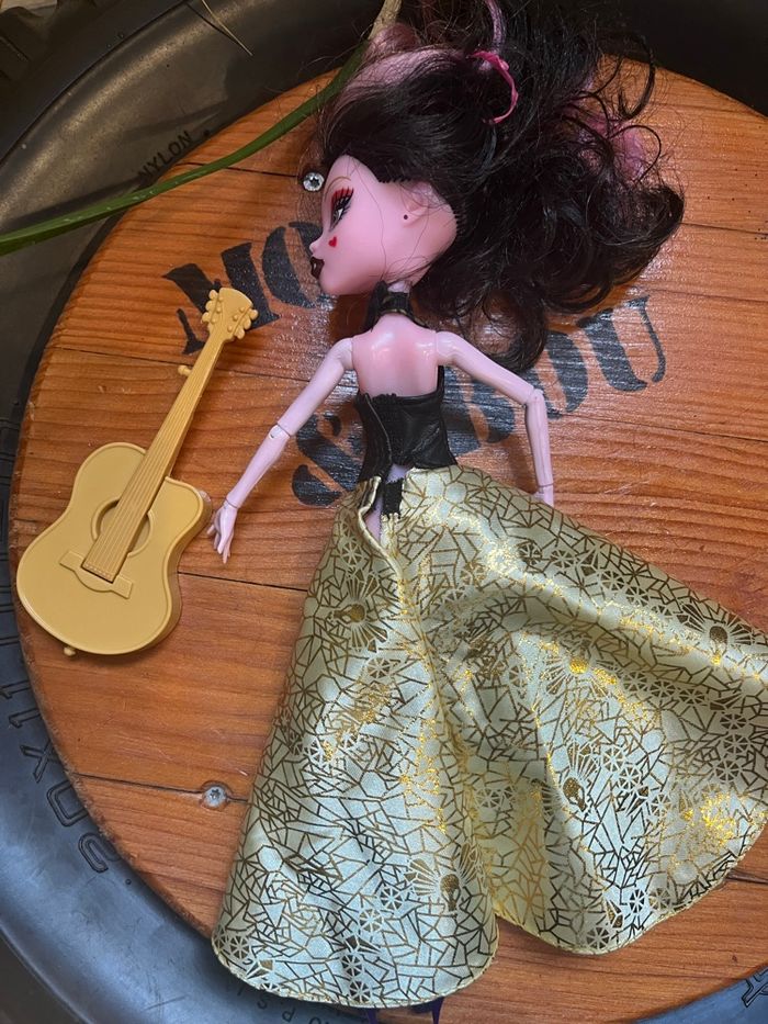 Draculaura Monster high - photo numéro 4